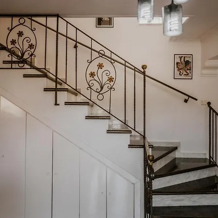 Hermes Villa